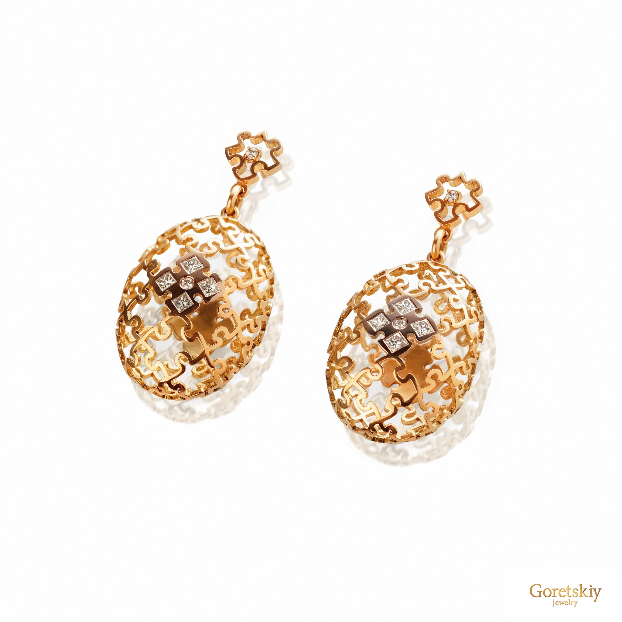 Puzzle Air Sphere Earrings with Diamonds